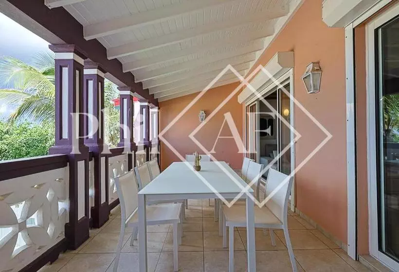 5 Bed Rooms Front Beach Apartment At Orient Beach