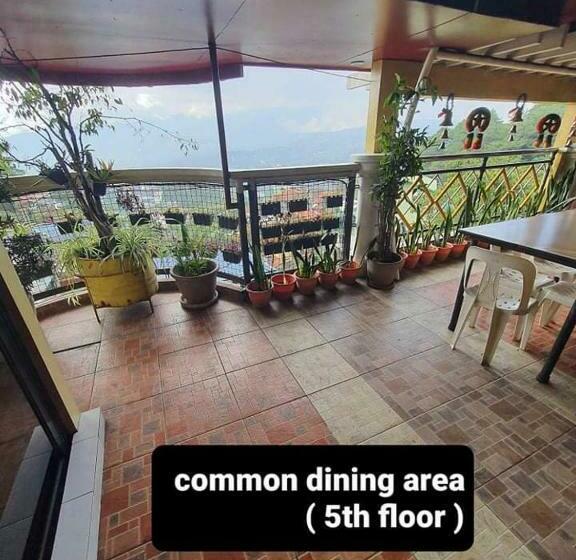 旅馆 Ashburn S Transient Baguio   Basic Sleep And Go 3rd 6th Floors, No Elevator, No Parking, Self Check