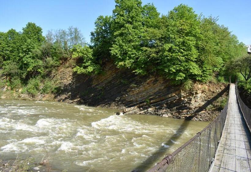 Hotel готель довбуш