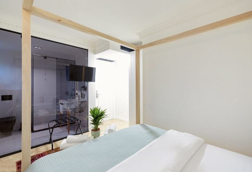 هتل Garden Downtown Prishtina