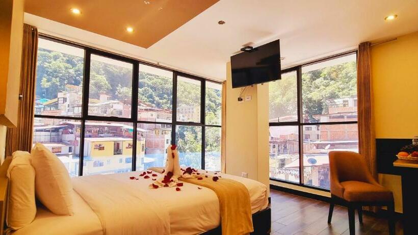 ホテル Raices Machupicchu