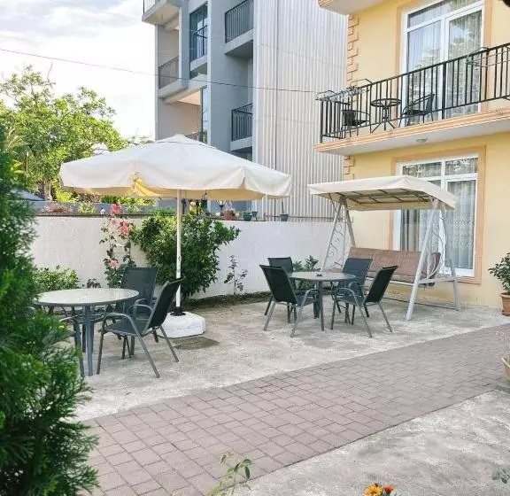 پانسیون Sofia House