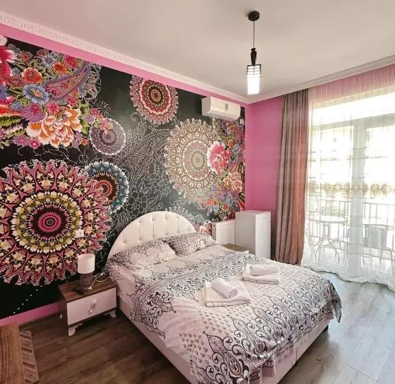 پانسیون Sofia House