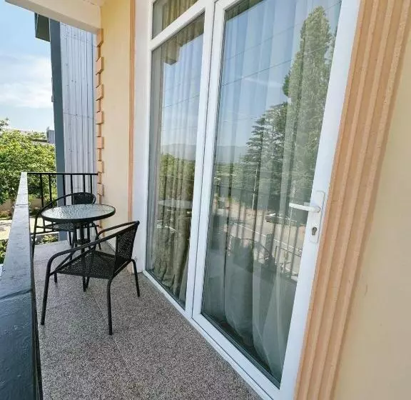 پانسیون Sofia House