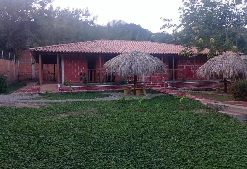 پانسیون Cabaña Neverland