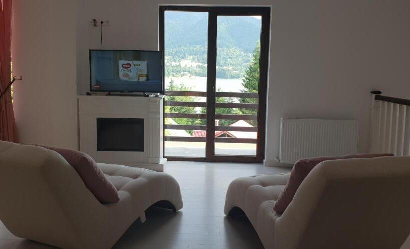 پانسیون Casa Davideea