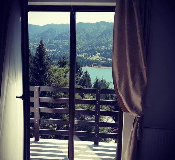 پانسیون Casa Davideea