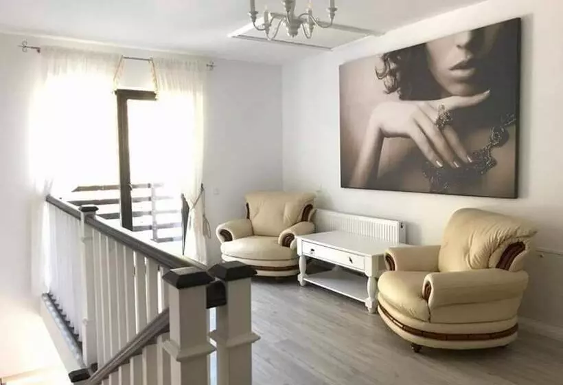 ペンション Casa Davideea