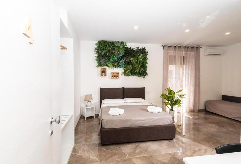 פנסיון Suebi Rooms