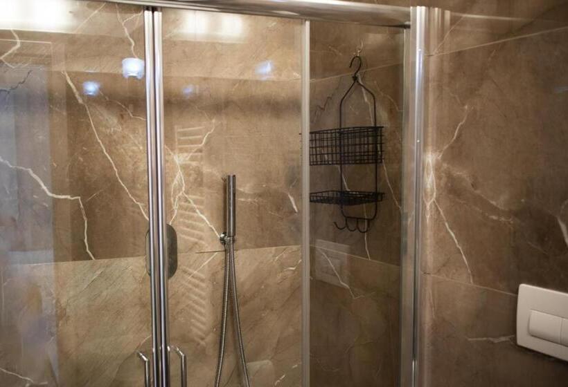 פנסיון Suebi Rooms