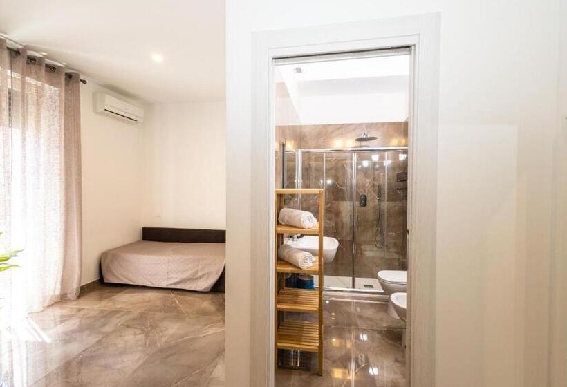 פנסיון Suebi Rooms