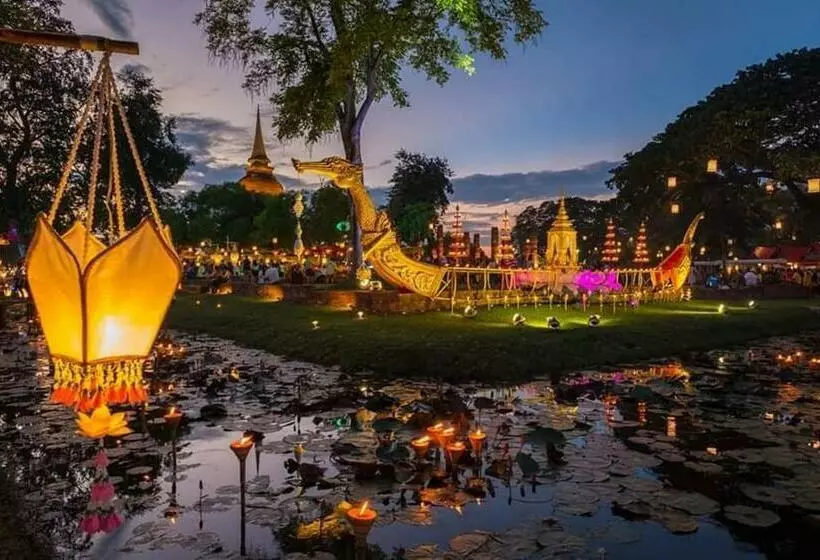 پانسیون Vitoonguesthouse2fanrooms & Aircondition