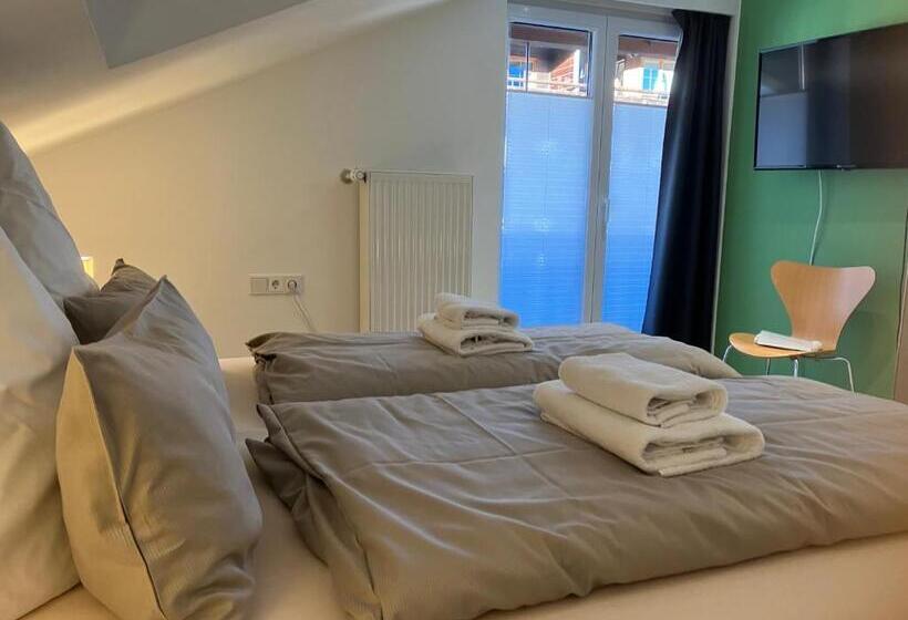 Alpenflair Ferienwohnungen 402 Kristall