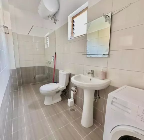 Amar Apartments