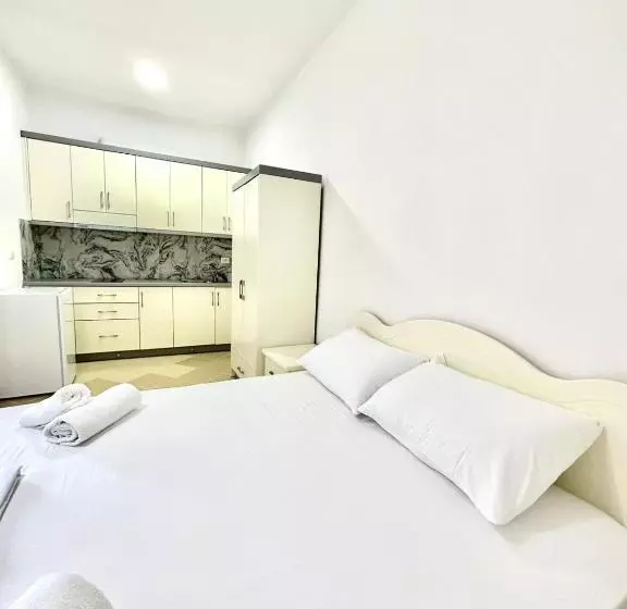 Amar Apartments