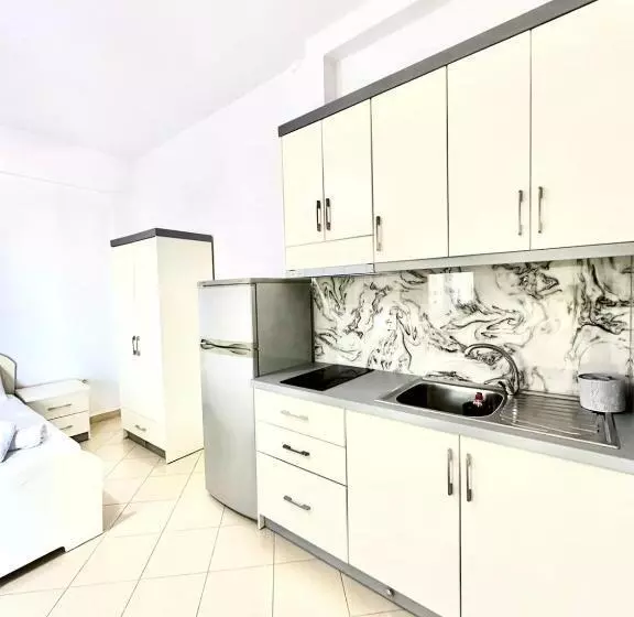 Amar Apartments