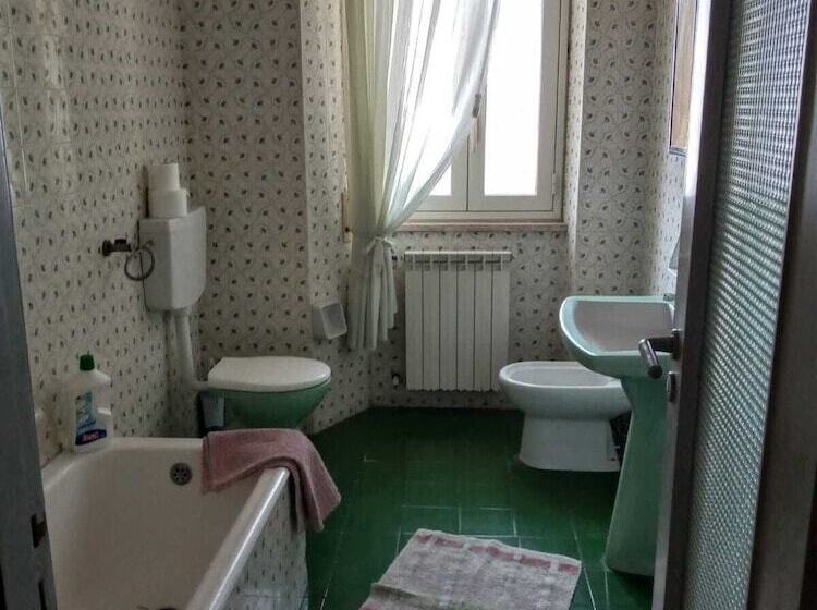 Appartamento Turistico Giarre Offre Camera In Condivisione Euro 300 Al Mese