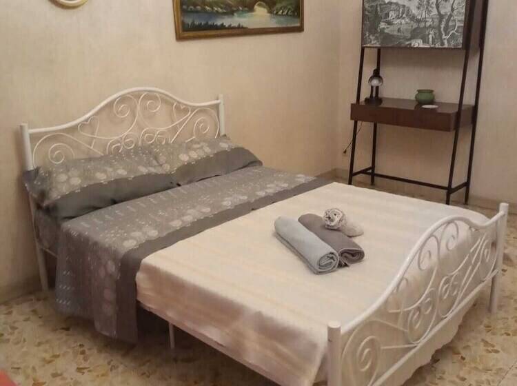 Appartamento Turistico Giarre Offre Camera In Condivisione Euro 300 Al Mese