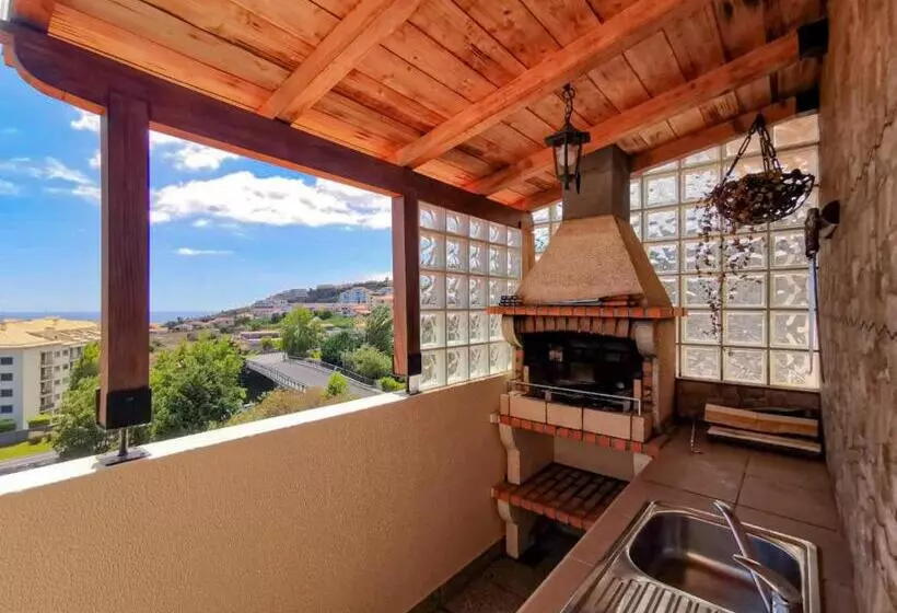 Canico Penthouse By Madeira Sun Travel