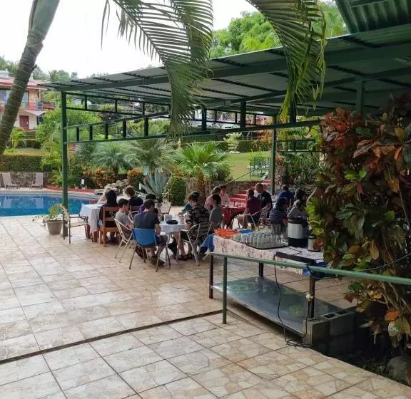 هتل Nahomi Divisamar By Lhr