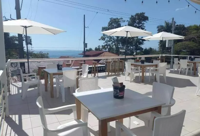 هتل Nahomi Divisamar By Lhr