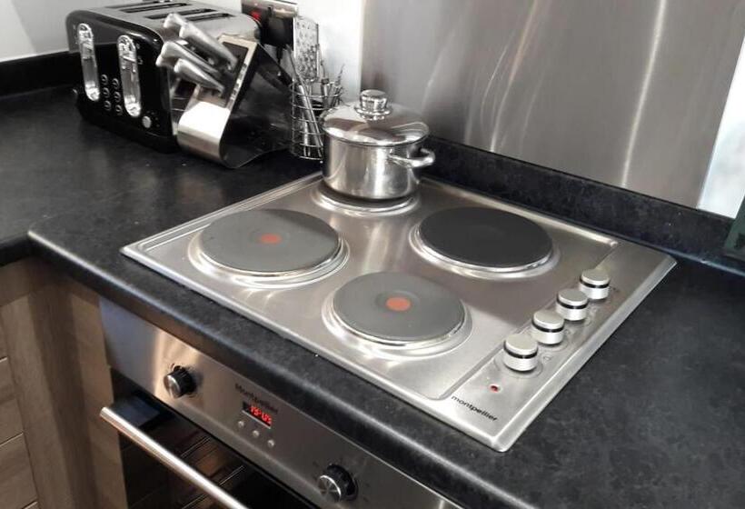 Modern Apartment With Stunning Sea View