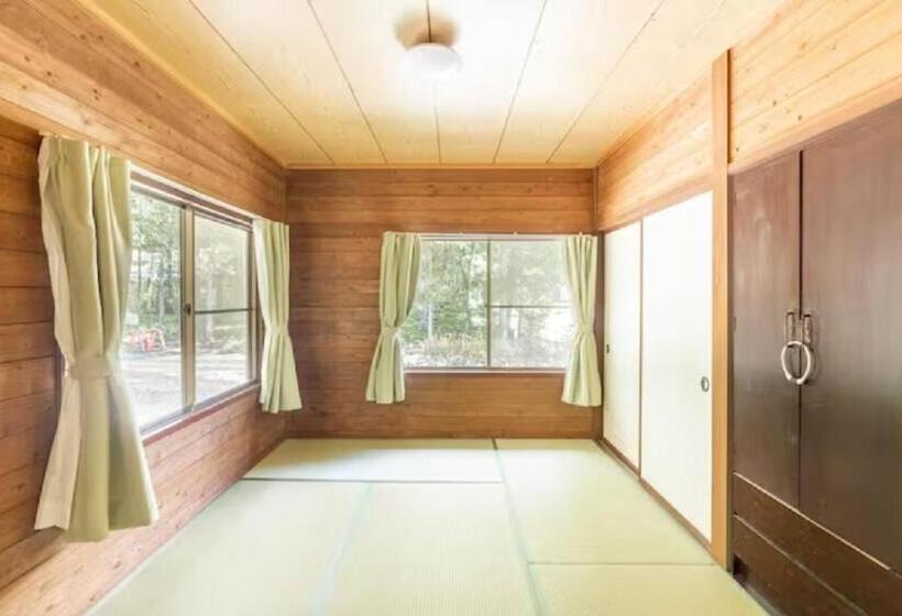 Pensão ウッドペッカー小径