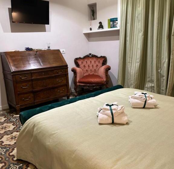 بنسيون Antica Dimora Lamarmora