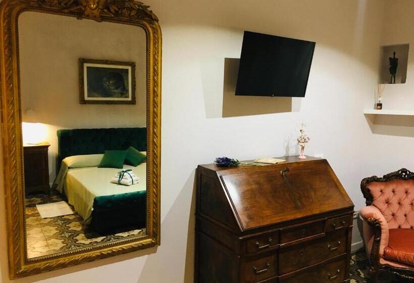 بنسيون Antica Dimora Lamarmora