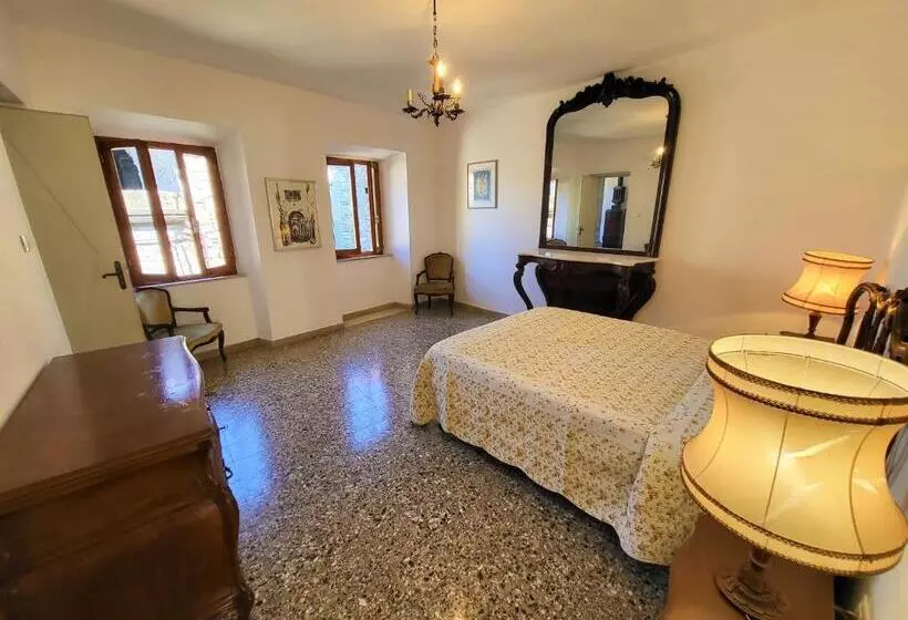 Casa Clementina