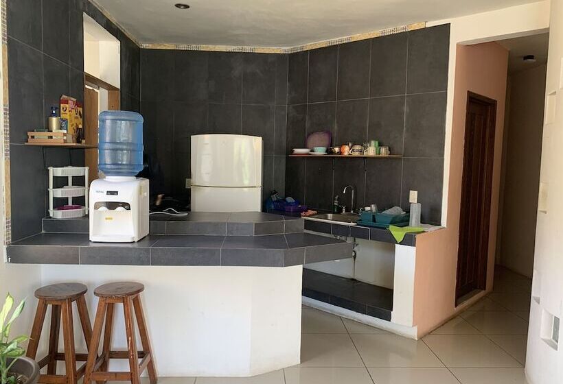 بنسيون Brisamar Guesthouse