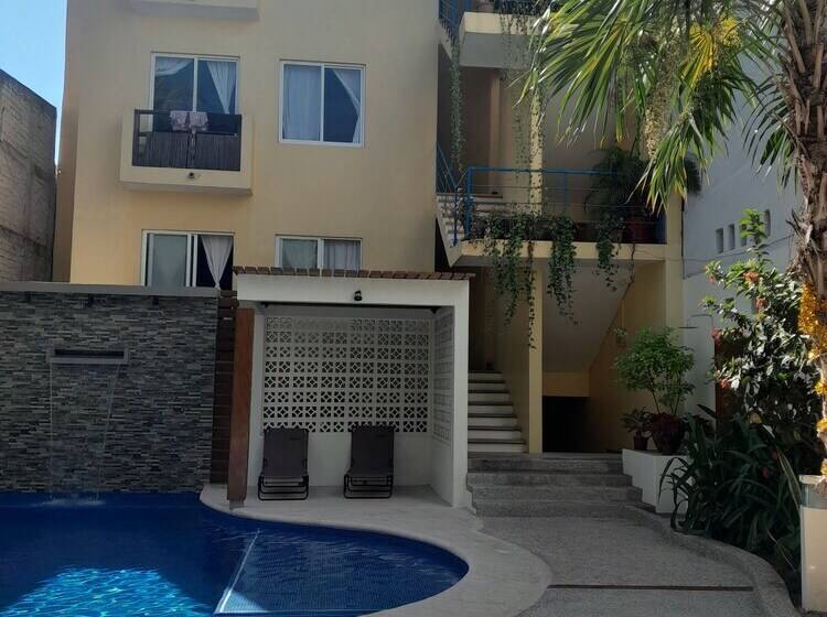 بنسيون Brisamar Guesthouse