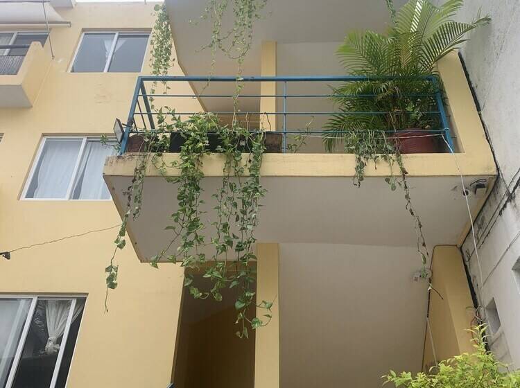 بنسيون Brisamar Guesthouse