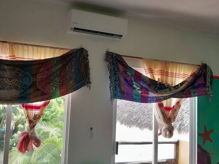 بنسيون Brisamar Guesthouse