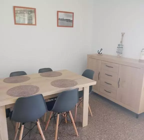 Apartament Edifici Simbat A 150m De La Platja
