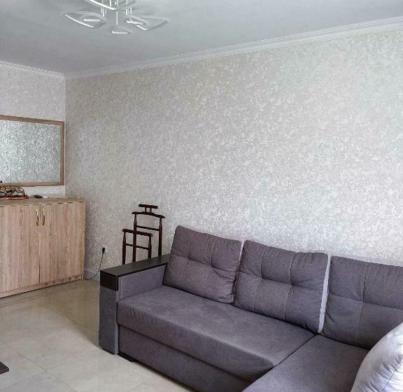 Hotel готельно ресторанний комплекс «тополя»