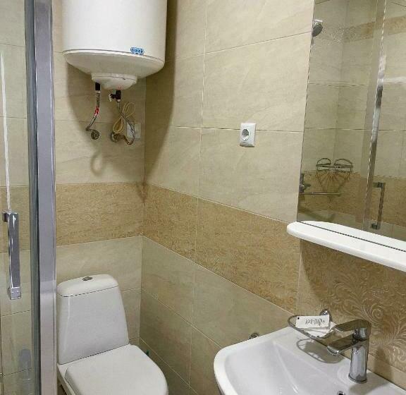 Hotel готельно ресторанний комплекс «тополя»