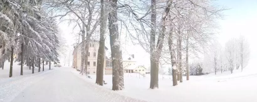 ホテル Poutní Dům