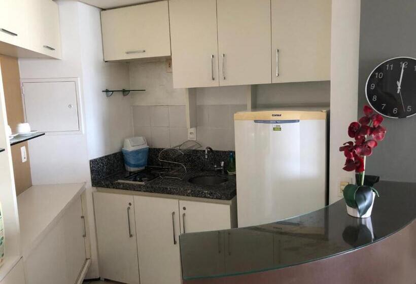 Iate Plaza Beiramar Fortaleza App1006