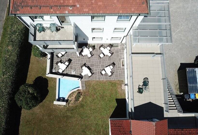 Otto   Bed & Breakfast