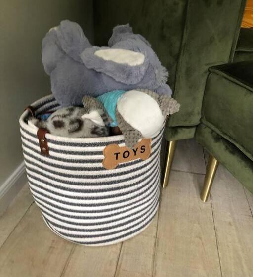 Pet Friendly Home With Pool And Boat Parking