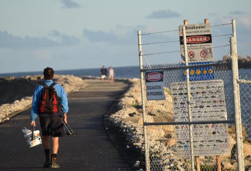 Pet Friendly Home With Pool And Boat Parking