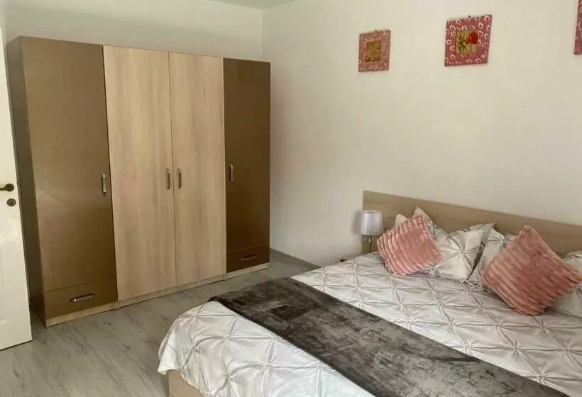 Rebeca Apartament