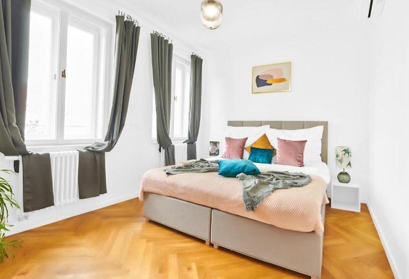 Residence Dlouha   Old Town