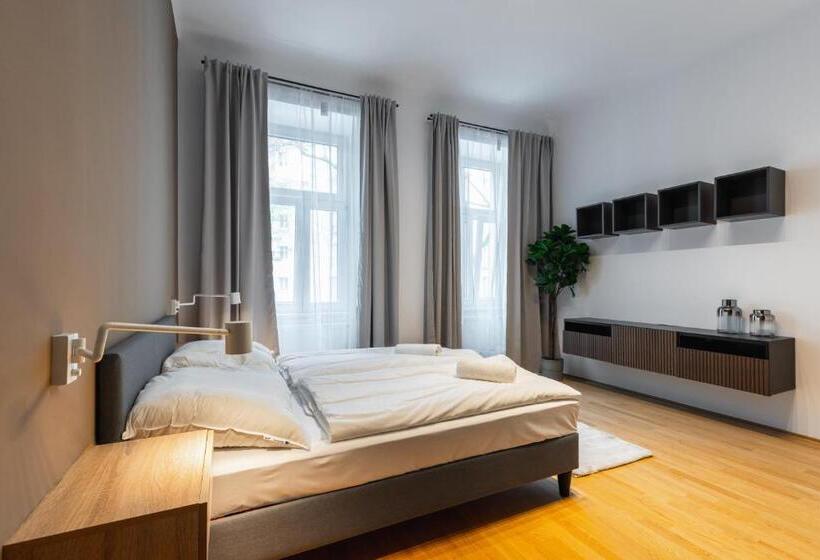 Trendy Apt With   Smart Tv, Coffee Machine In Meidling