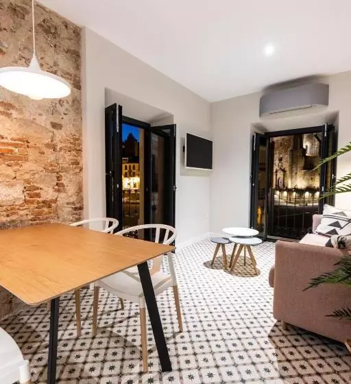 Apartamentos El Patio, Plaza Mayor Trujillo