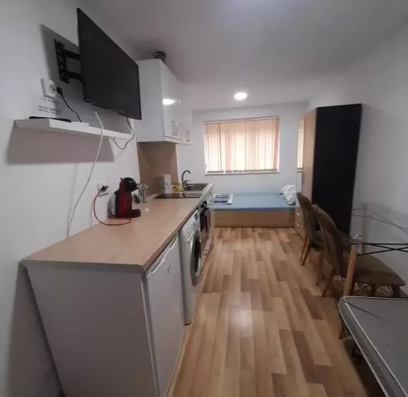 Apartment Cozy Home 3