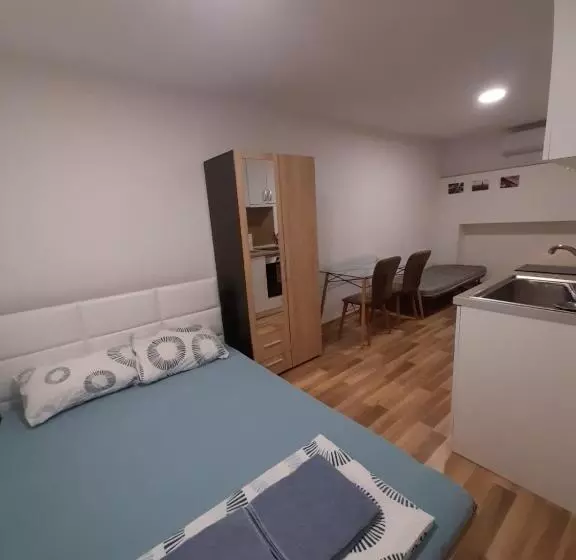 Apartment Cozy Home 3