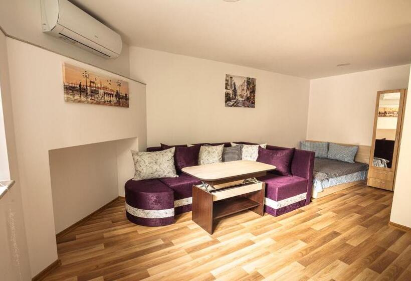 Apartment Cozy Home 3