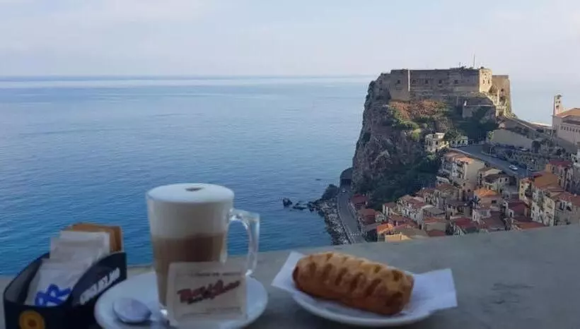 B&b Al Quindici Scilla